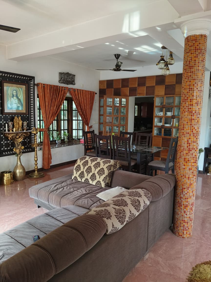 2650sqft 3BHK Semifurnished Villa
