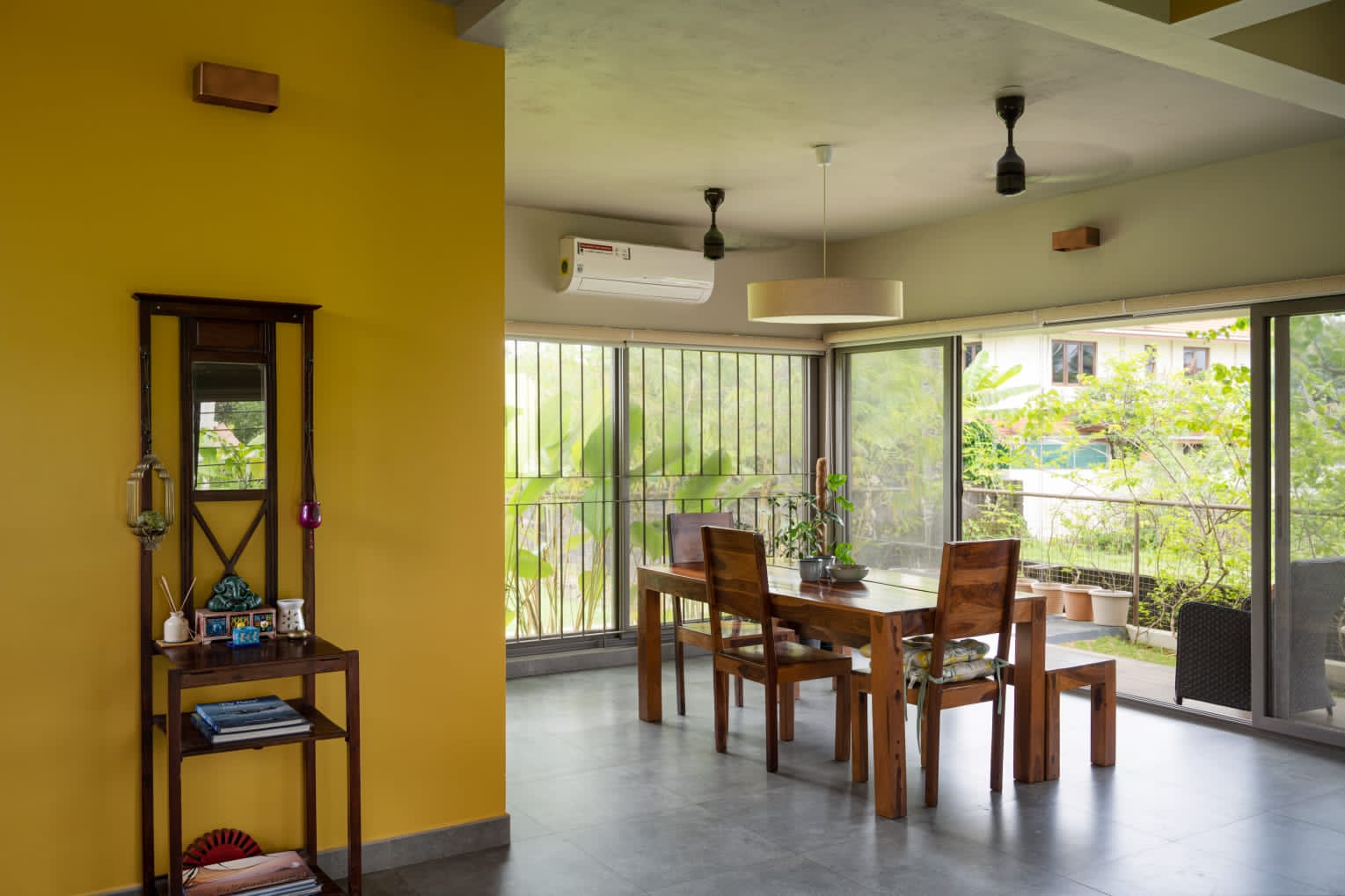 2700sqft 4BHK Fully furnished Villa in a Gated colony with 6.5 cents of Land - for sale in aluva, Kochi, Kerala