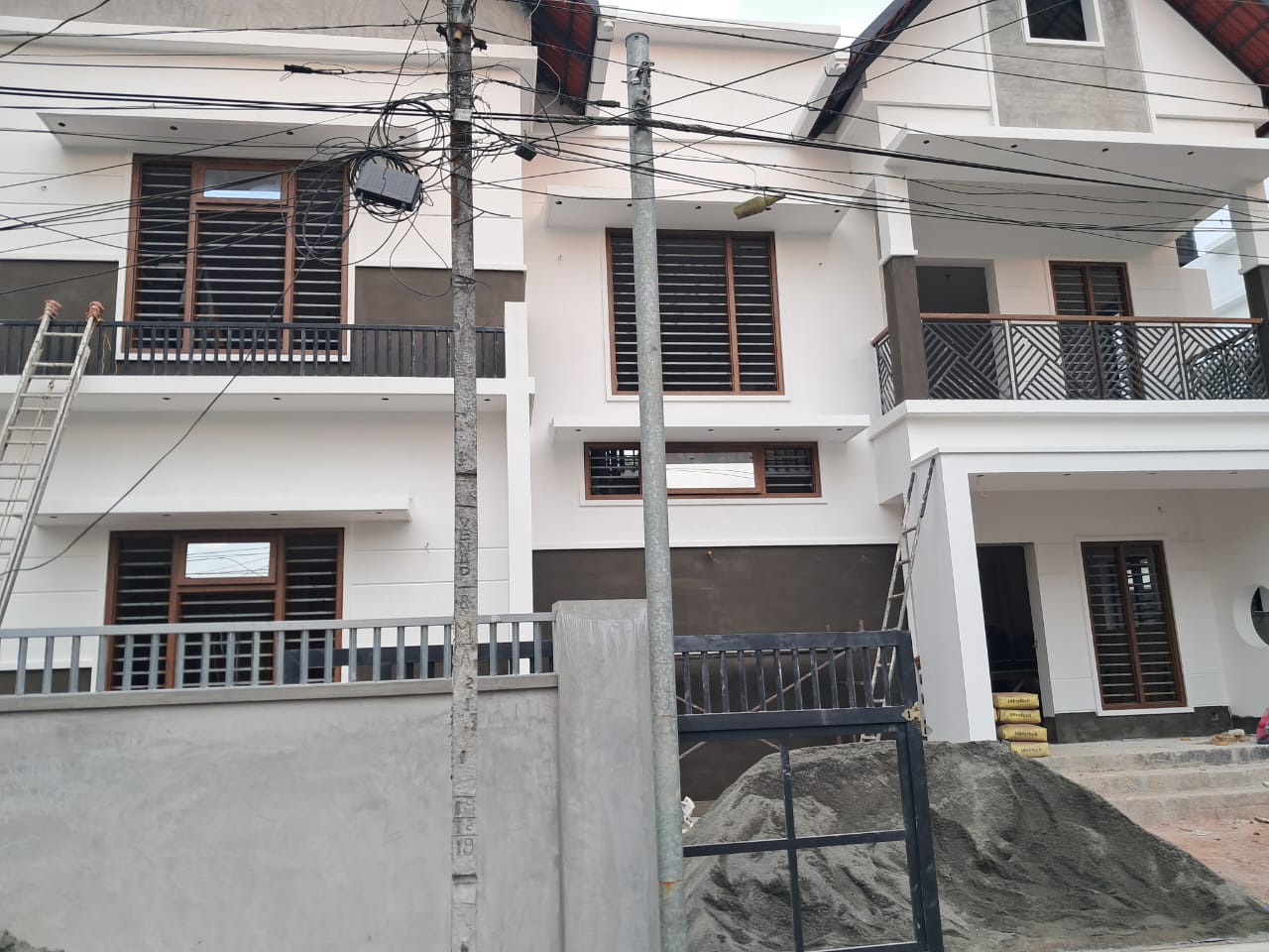 2750sqft 4BHK Brand New House - for sale in Maradu, Kochi ( Ernakulam ), Kerala