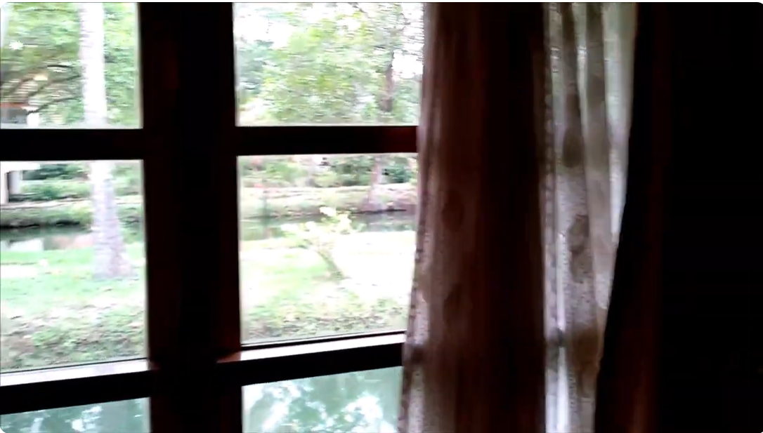 28 Rooms Luxury waterfront resort