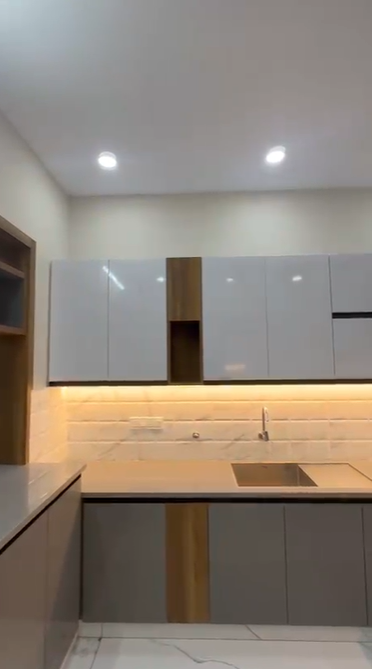 2800sqft 4BHK Semifurnished New House