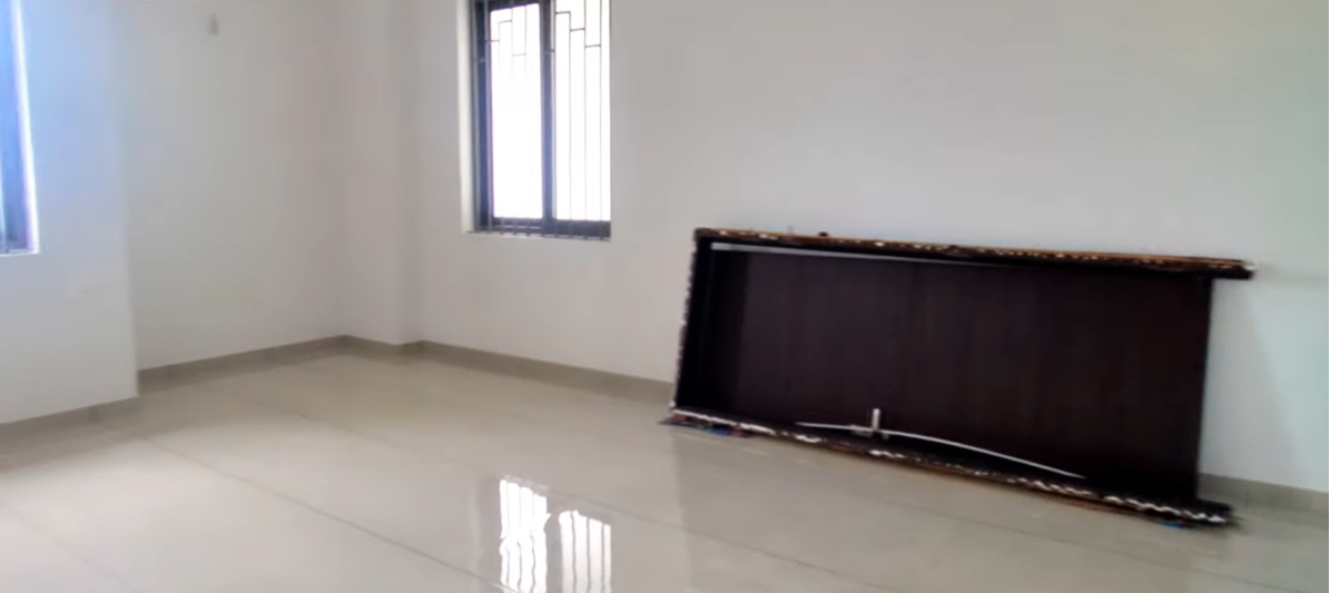 2927sqft 3BHK Unfurnished Flat