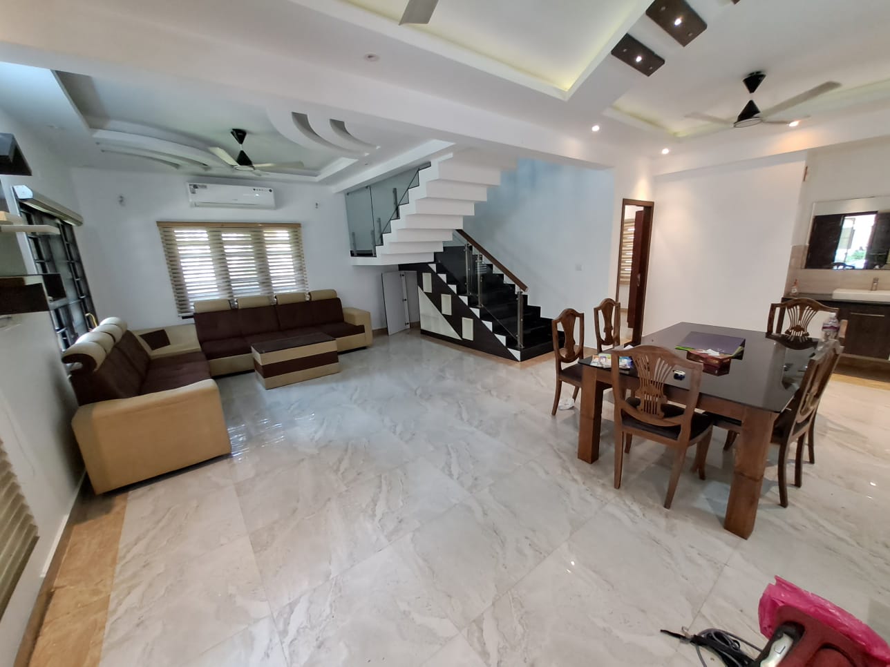 3000 sqft, 4BHK Fully Furnished Posh Villa near Athani, Kakkanad - for sale in Hani Kakkanad, Kochi ( Ernakulam ), Kerala