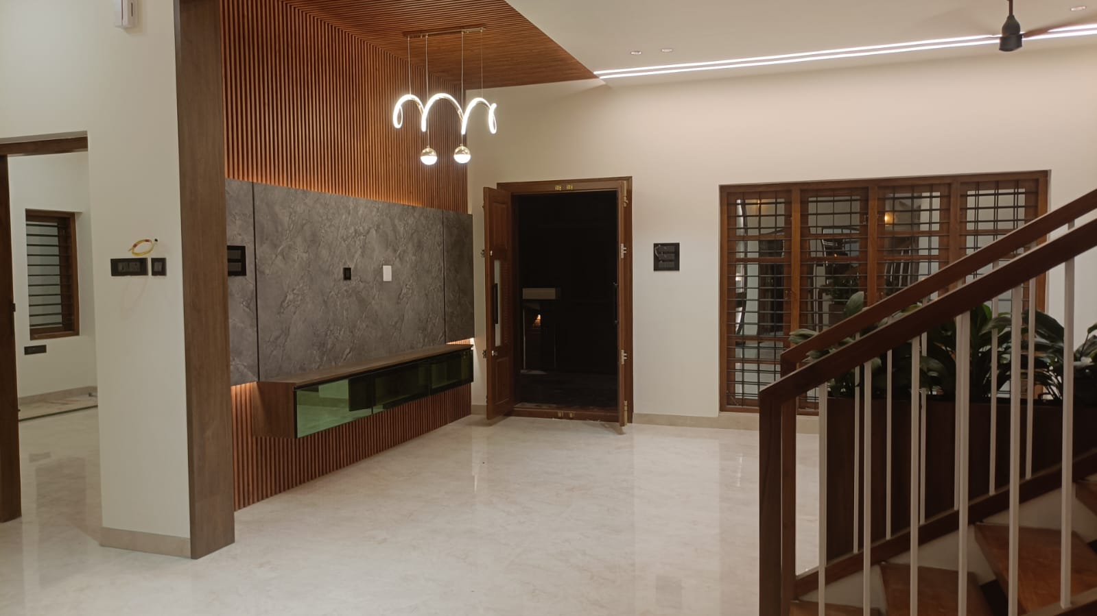 3000 sqft Semi furnished house with 8 Cents of Land