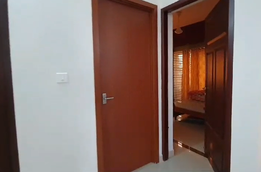 3000sqft 5BHK Semifurnished House