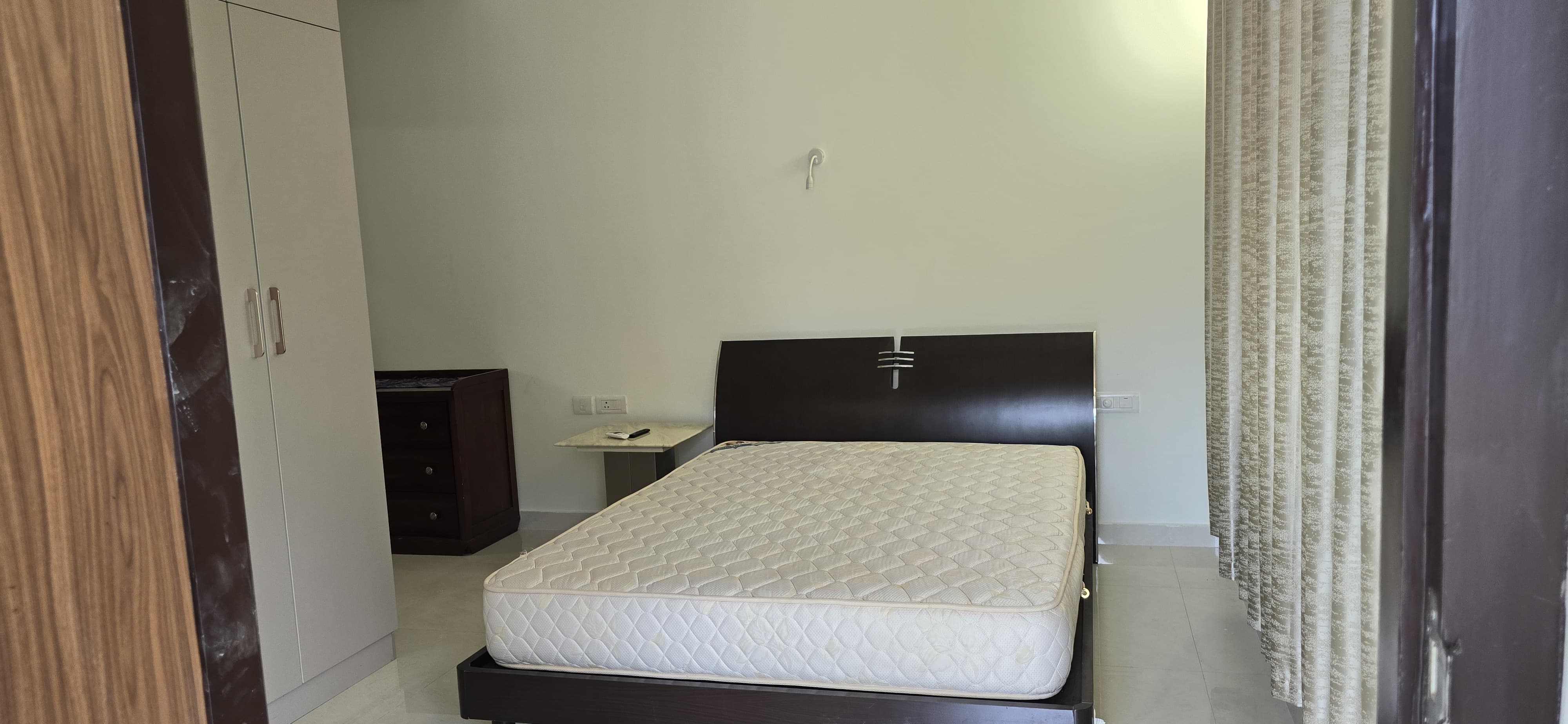 3250sqft 4BHK Furnished Villa with 7.6cents of Land