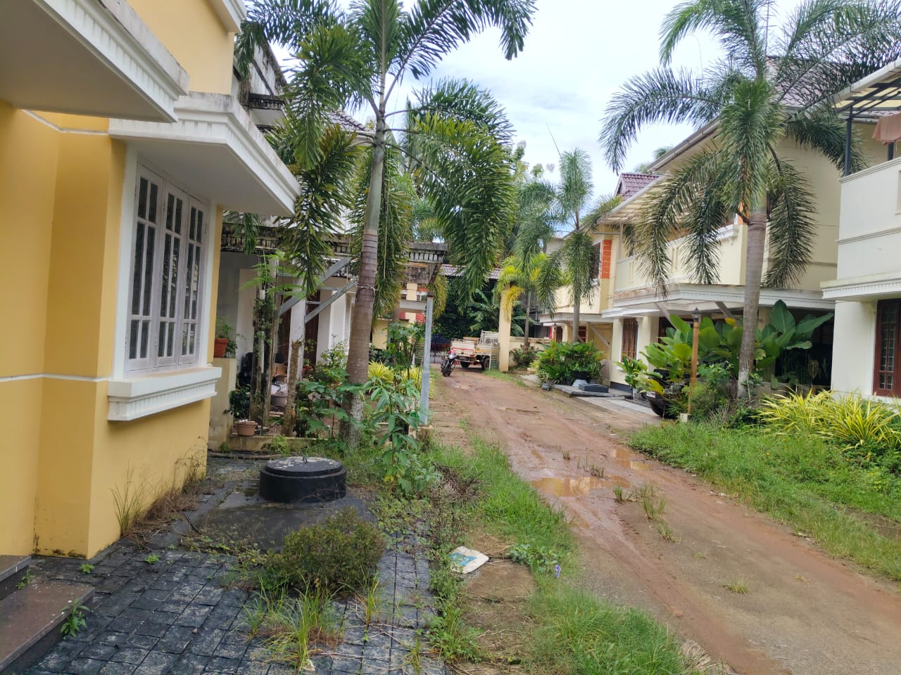 3500sqft 4BHK New House