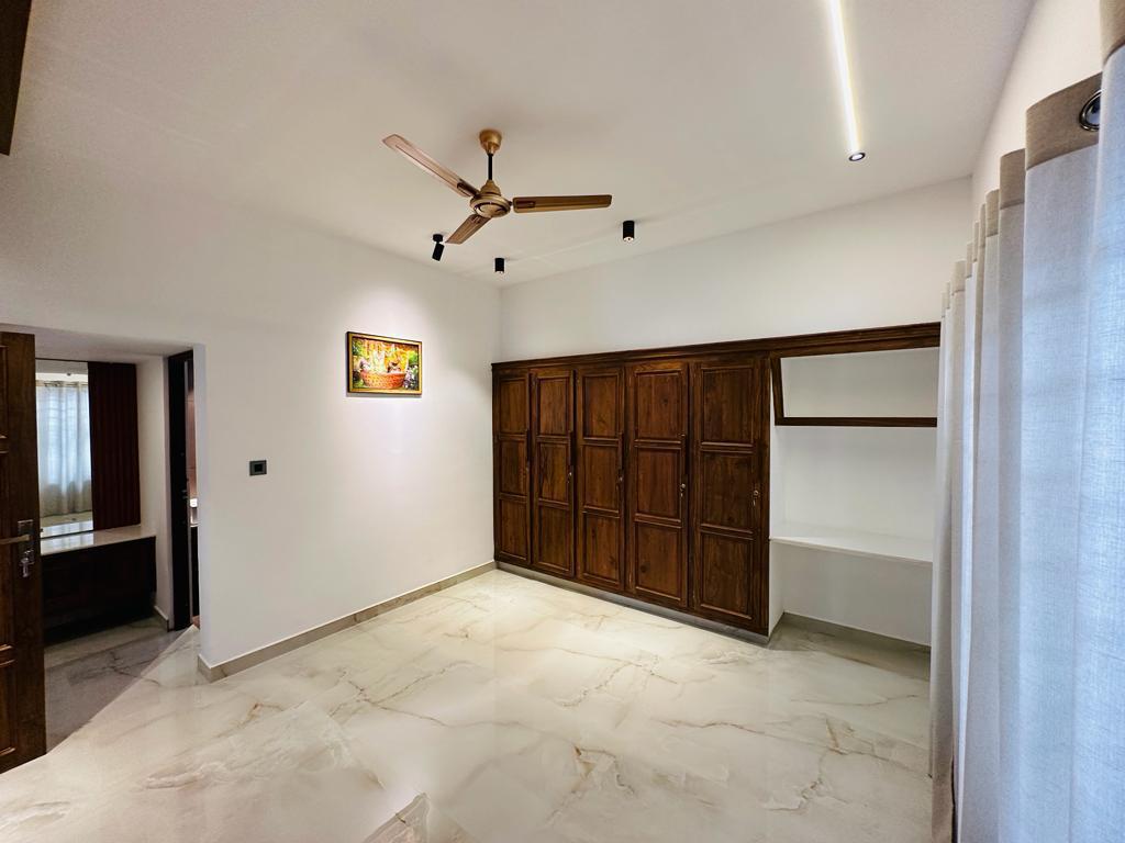 3600sqft 4BHk Semifurnished House with 11.5cents of Land in Pala, Kottayam
