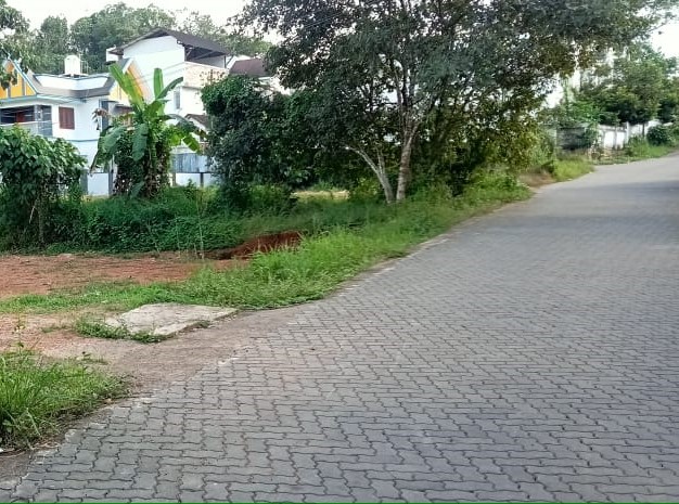 37 Cents of Land - for sale in Pallikkara, Kochi, Kerala