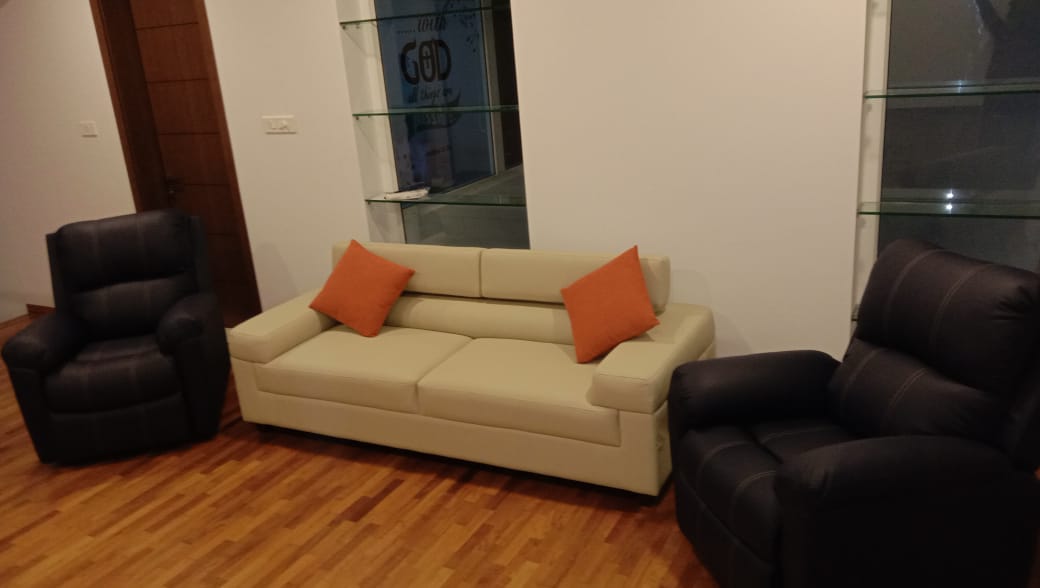 3600sqft 4BHK Fully furnished Duplex Flat