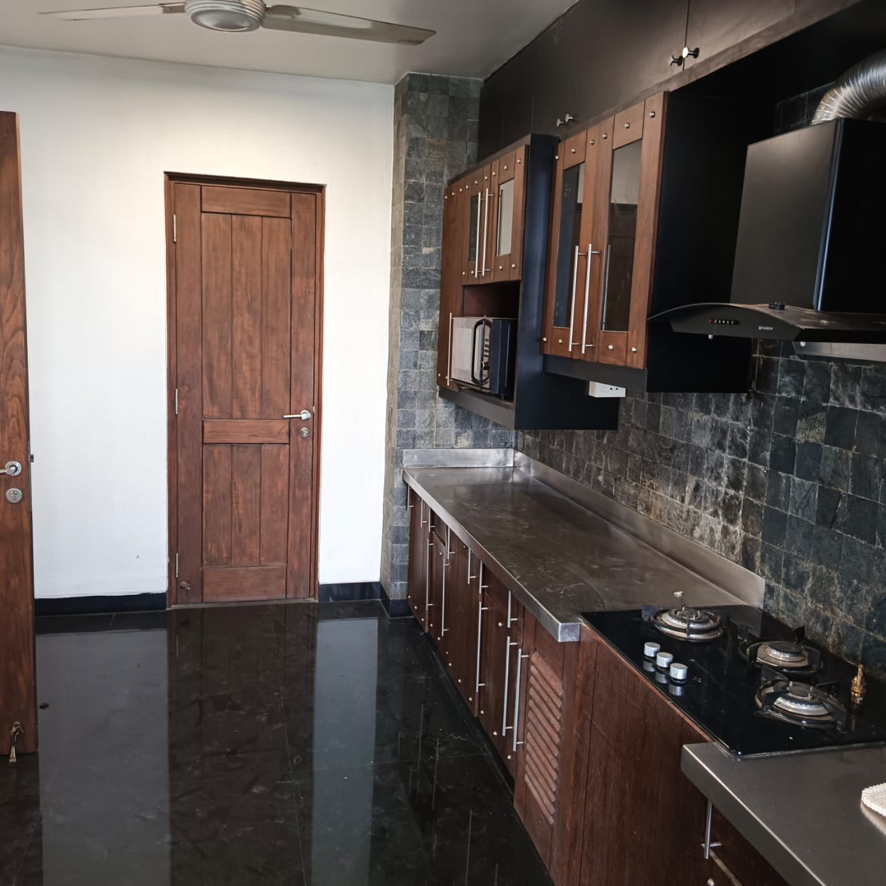 3900sqft 3BHK Fully furnished Flat
