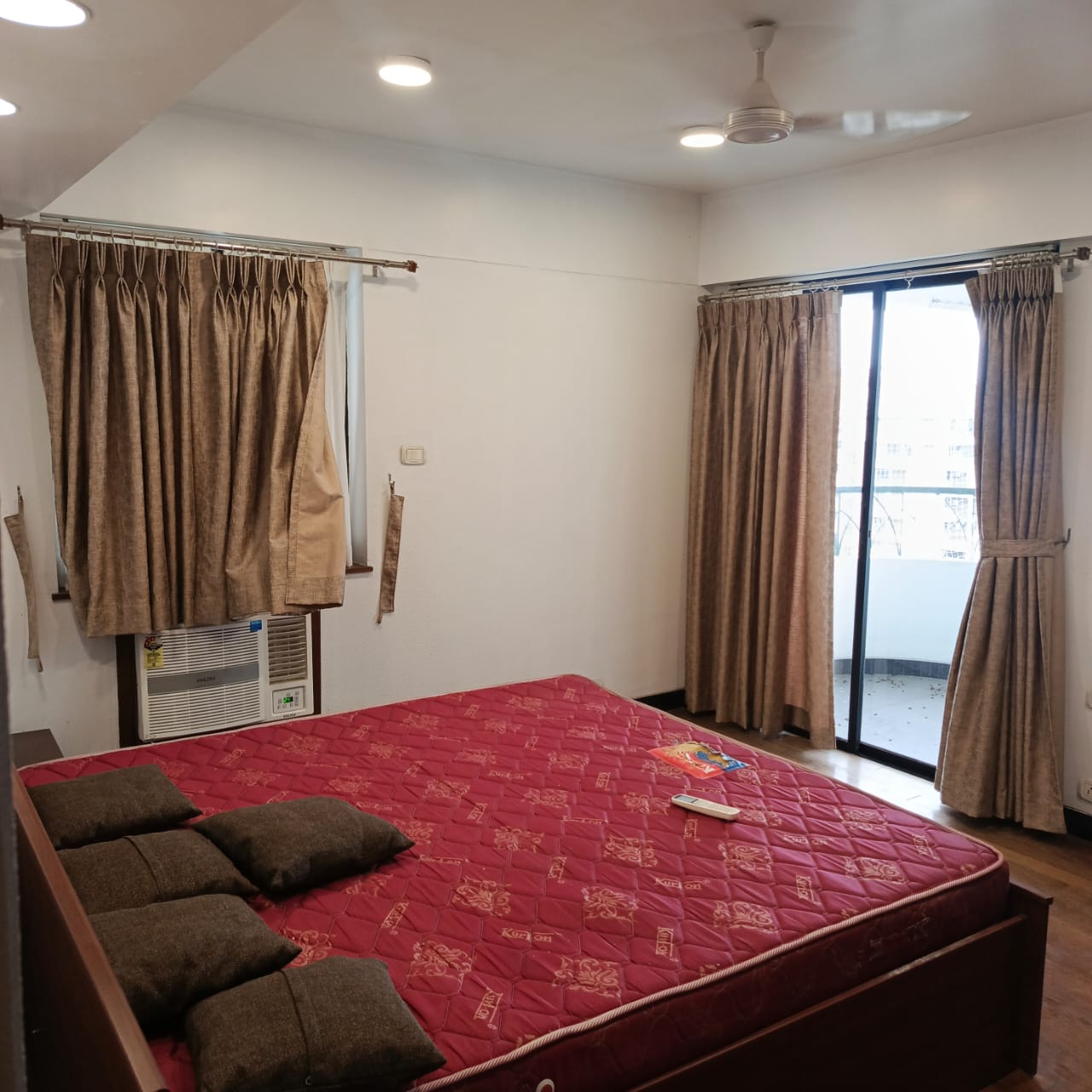 3900sqft 3BHK Fully furnished Flat