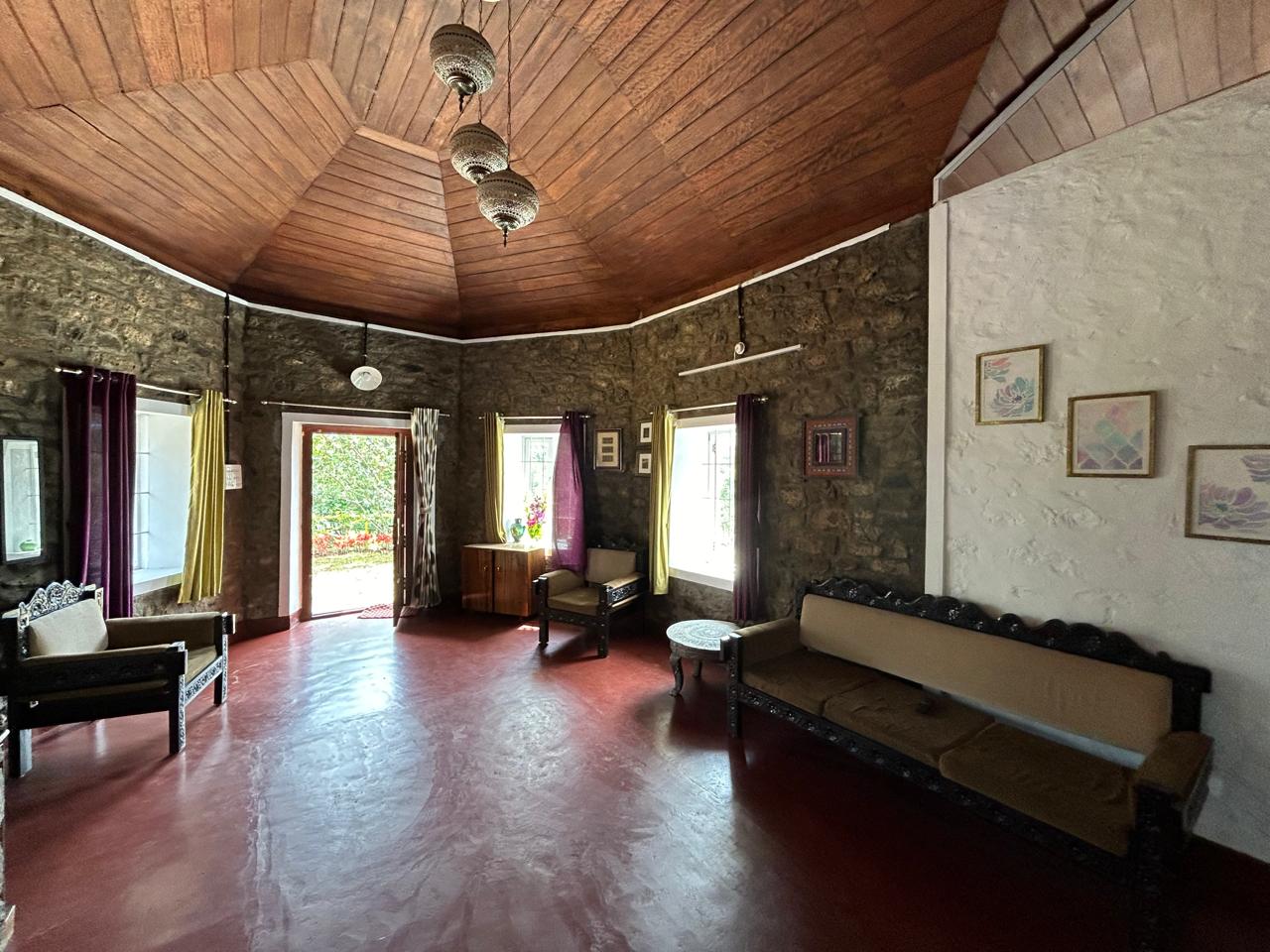 3BHK Home Stay with 80cents Land in Munnar