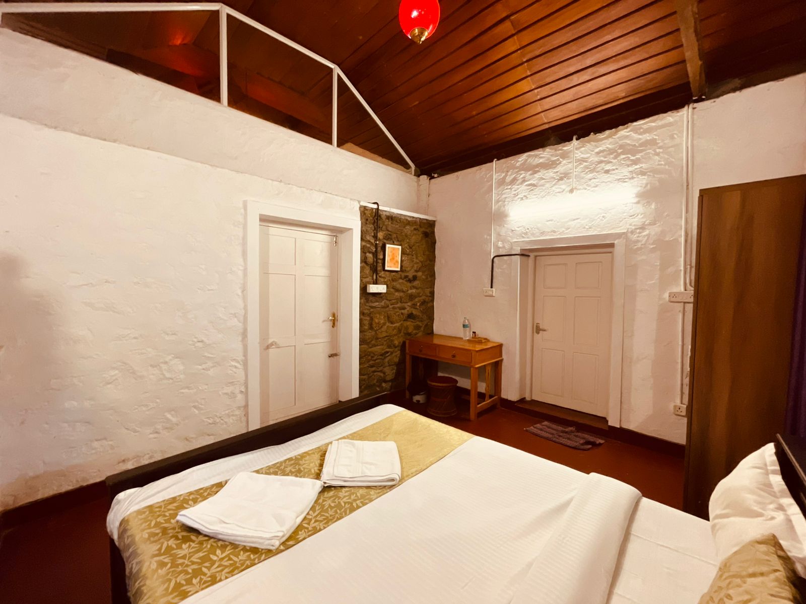 3BHK Home Stay with 80cents Land in Munnar