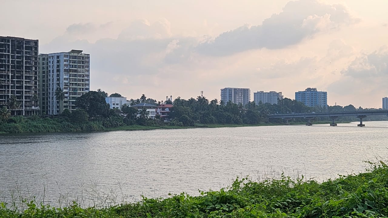 3BHK Semifurnished Flat in Kaloor-Kathrikadavu, 1495sqft