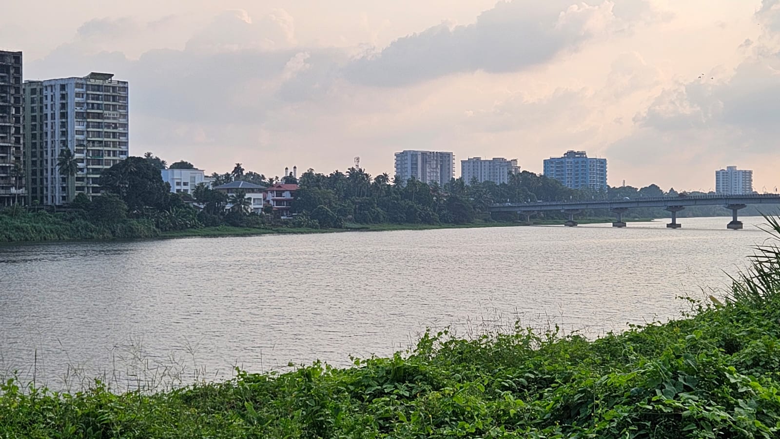 3BHK Semifurnished Flat in Kaloor-Kathrikadavu, 1495sqft