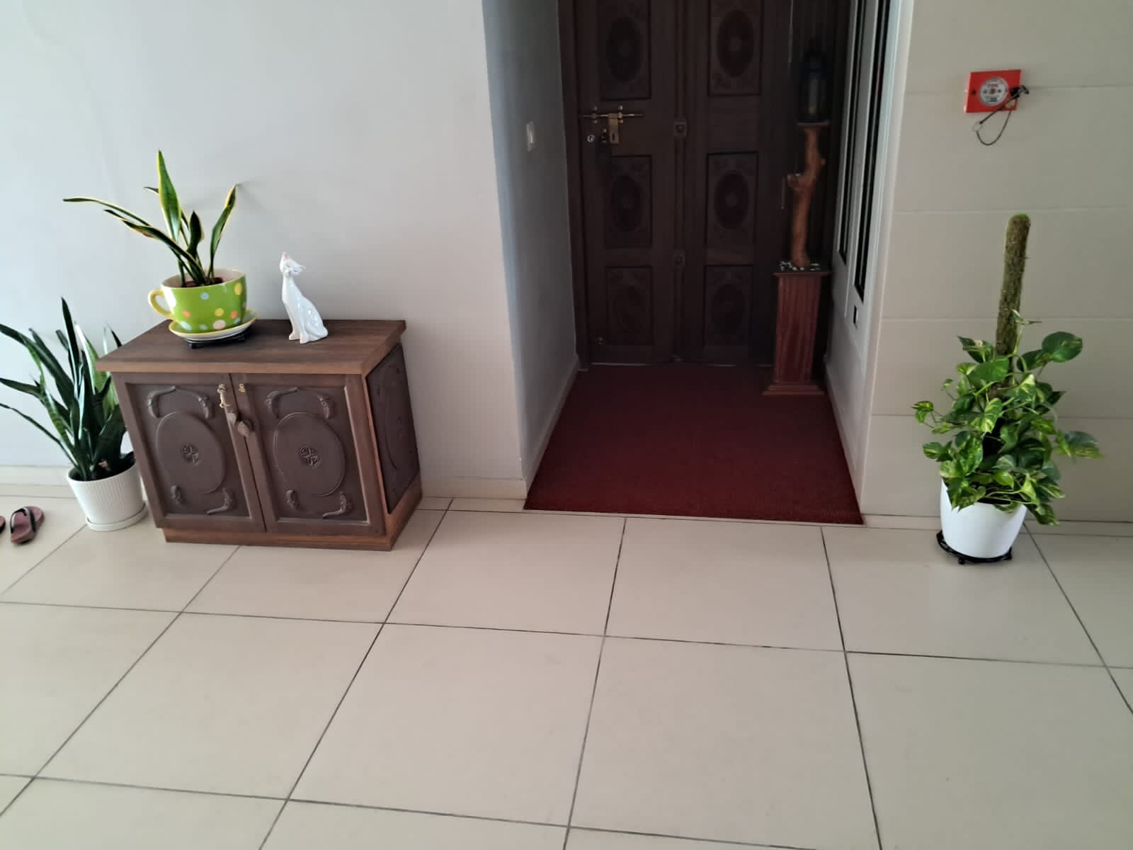 3BHK Semifurnished Flat in Panampilly Nagar, Ernakulam, 1780sqft