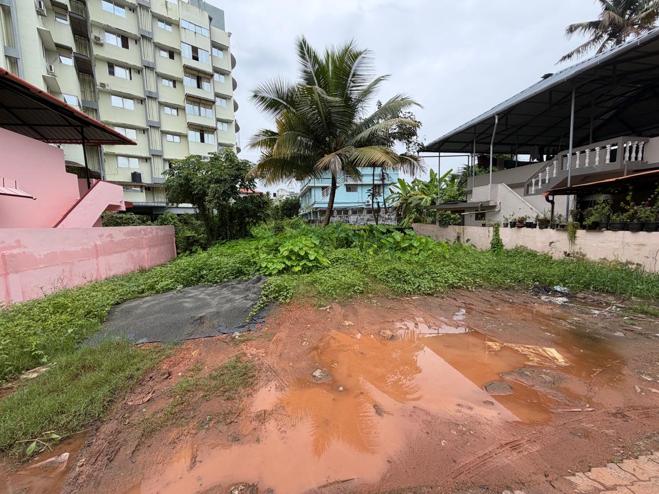 4.300 cents of Land - for sale in Kadavanthra, Kochi ( Ernakulam ), Kerala