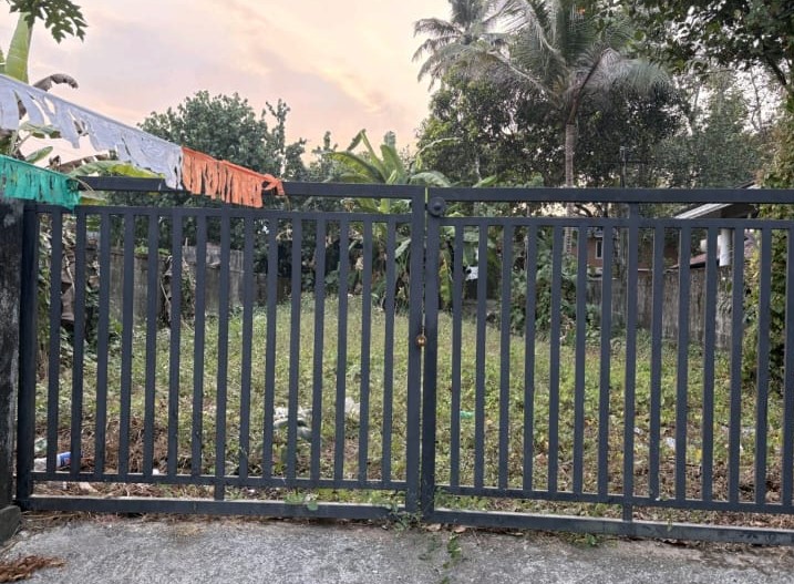 4 cent of Land - for sale in Eroor, Kochi ( Ernakulam ), Kerala