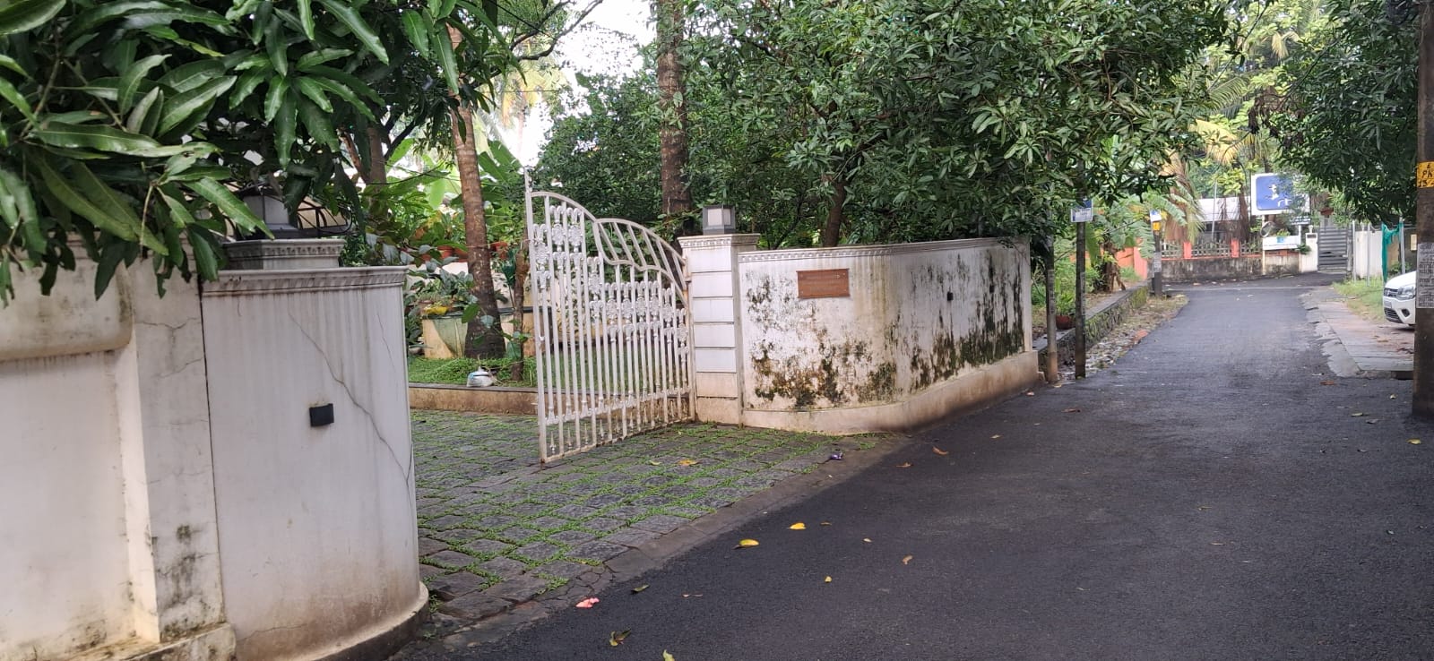 4000sqft 4BHK+ Office room House - for sale in Elammakkara, Kochi ( Ernakulam ), Kerala