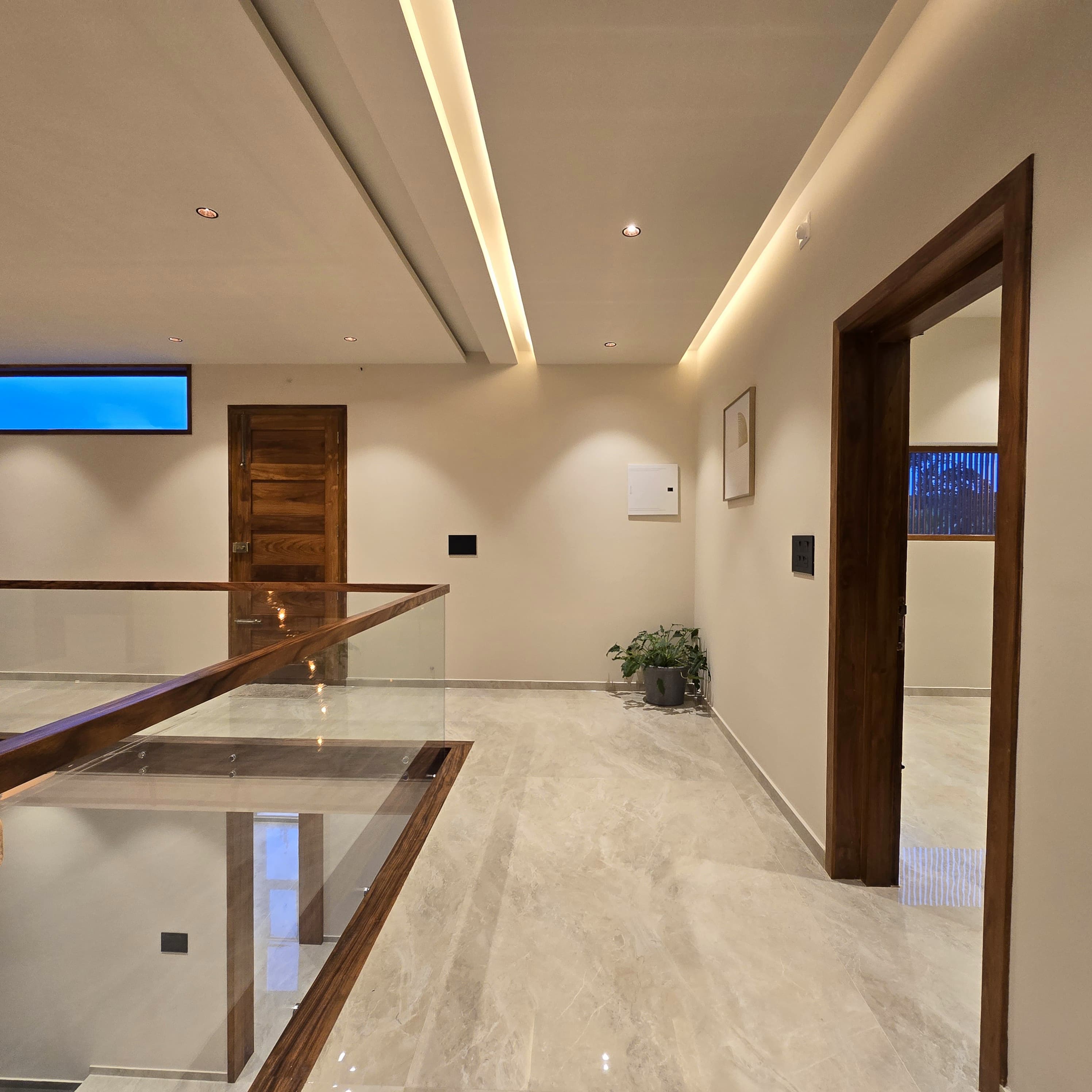 4000sqft 4BHK Semifurnished House with 14.600cents