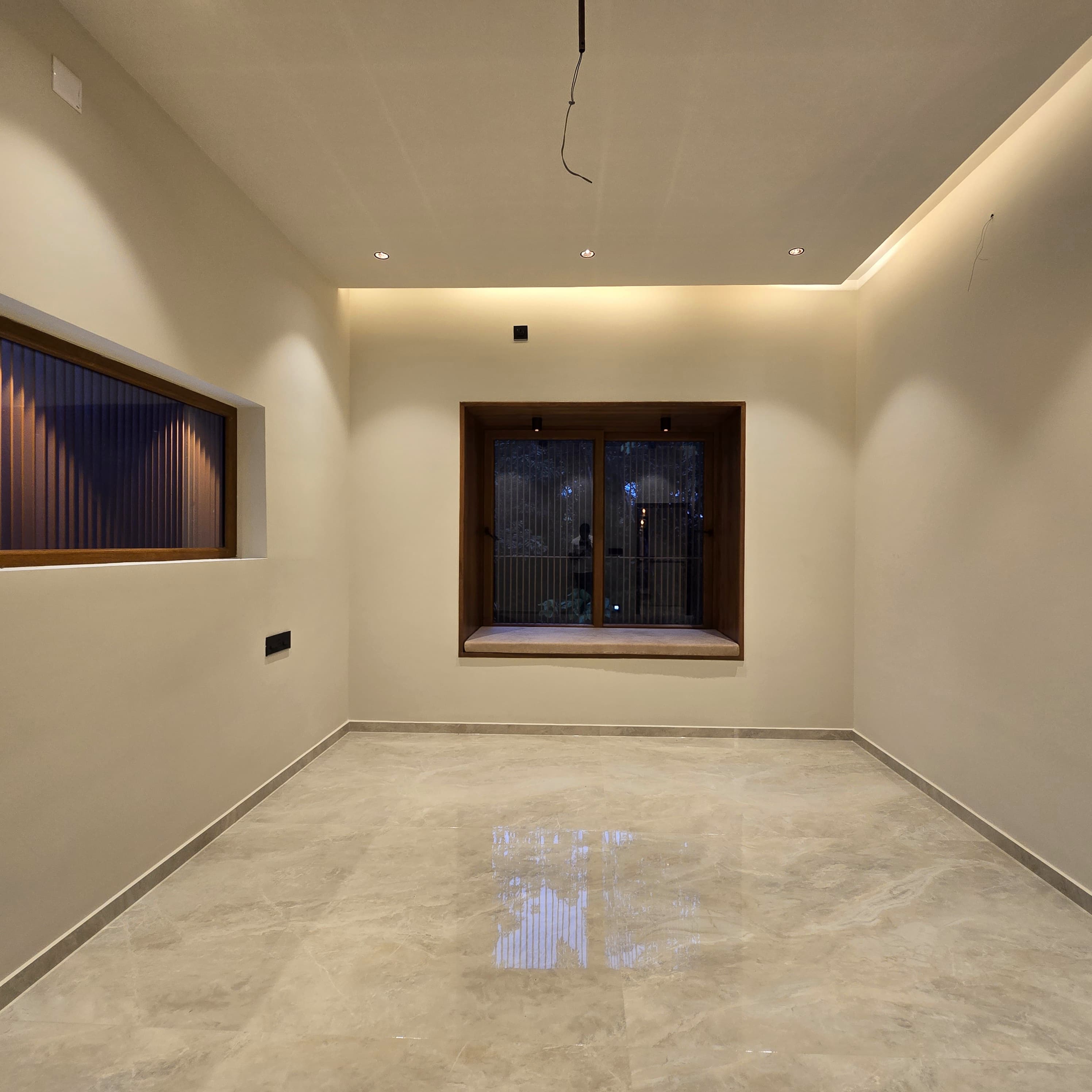 4000sqft 4BHK Semifurnished House with 14.600cents