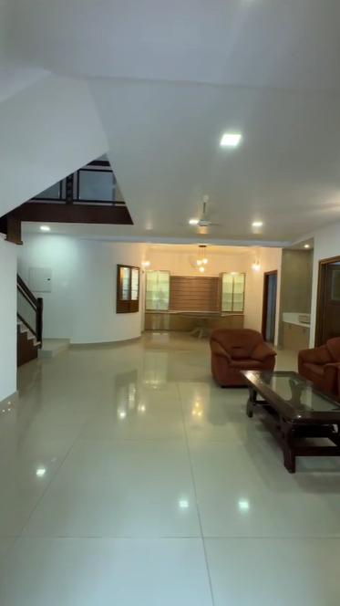 4000sqft 5BHK House - for sale in Vennala, Kochi ( Ernakulam ), Kerala