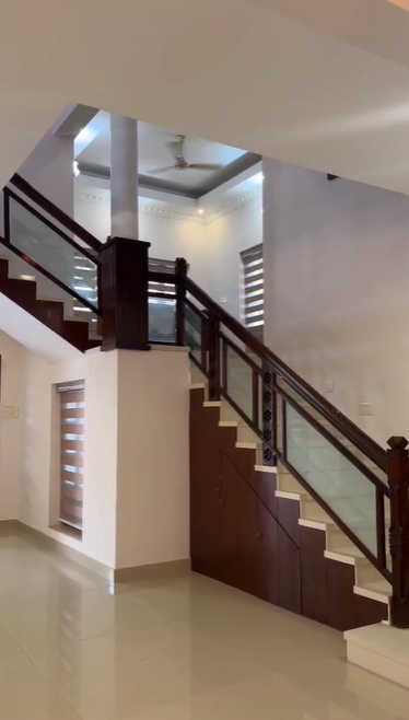 4000sqft 5BHK House