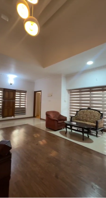 4000sqft 5BHK House