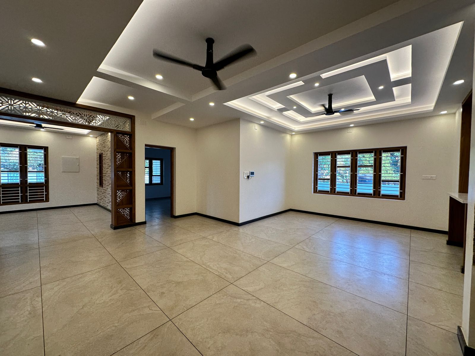 4382sqft 5BHK Semifurnished New Posh Villa with 15cents