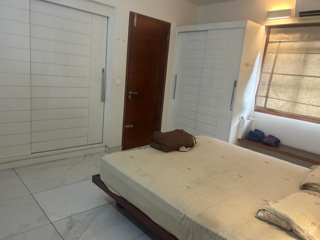 4600sqft 5BHK Fully furnished Duplex Apartment