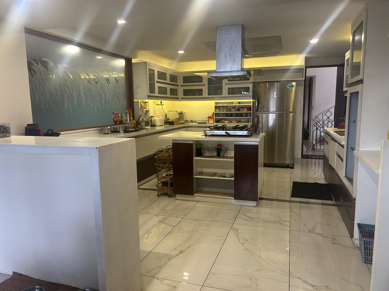 4600sqft 5BHK Fully furnished Duplex Apartment