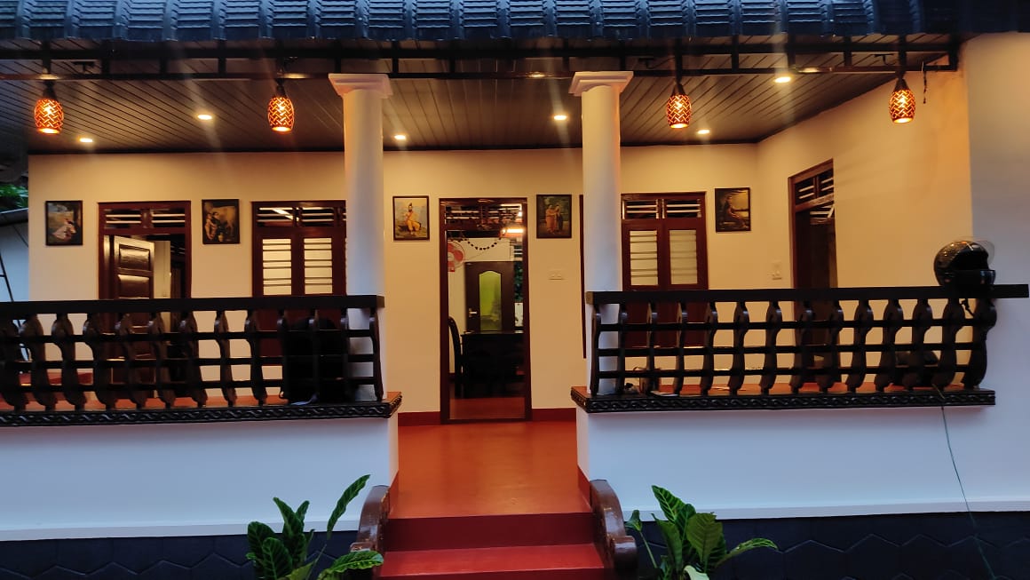 4BHK Home Stay with 1 Acre Land