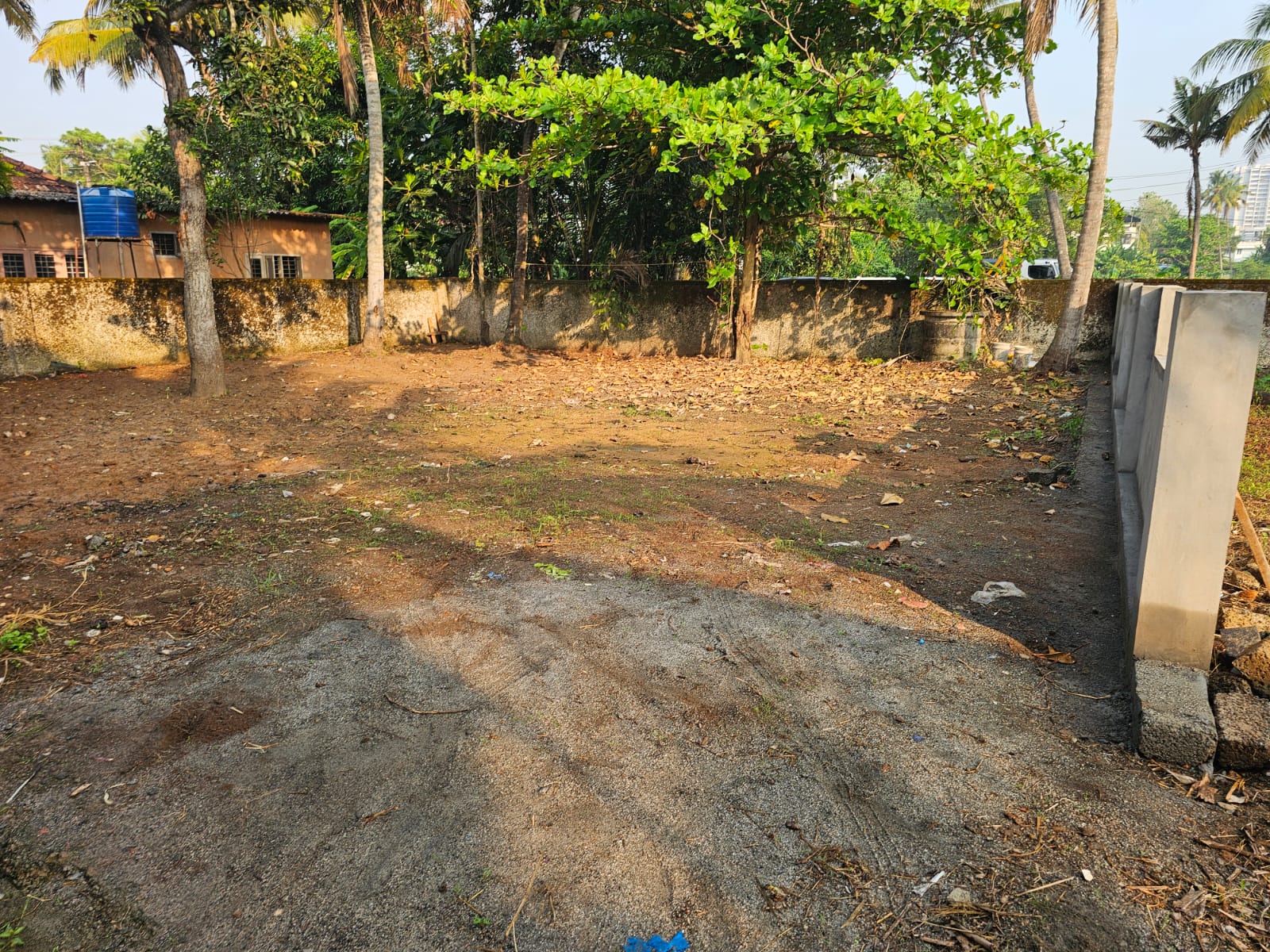 5.50 cents of Residential Plot - for sale in Vennala, Kochi ( Ernakulam ), Kerala