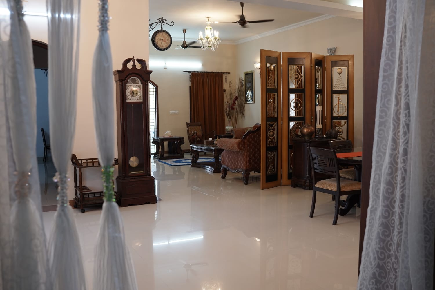 5000sqft 4BHK Fully furnished House