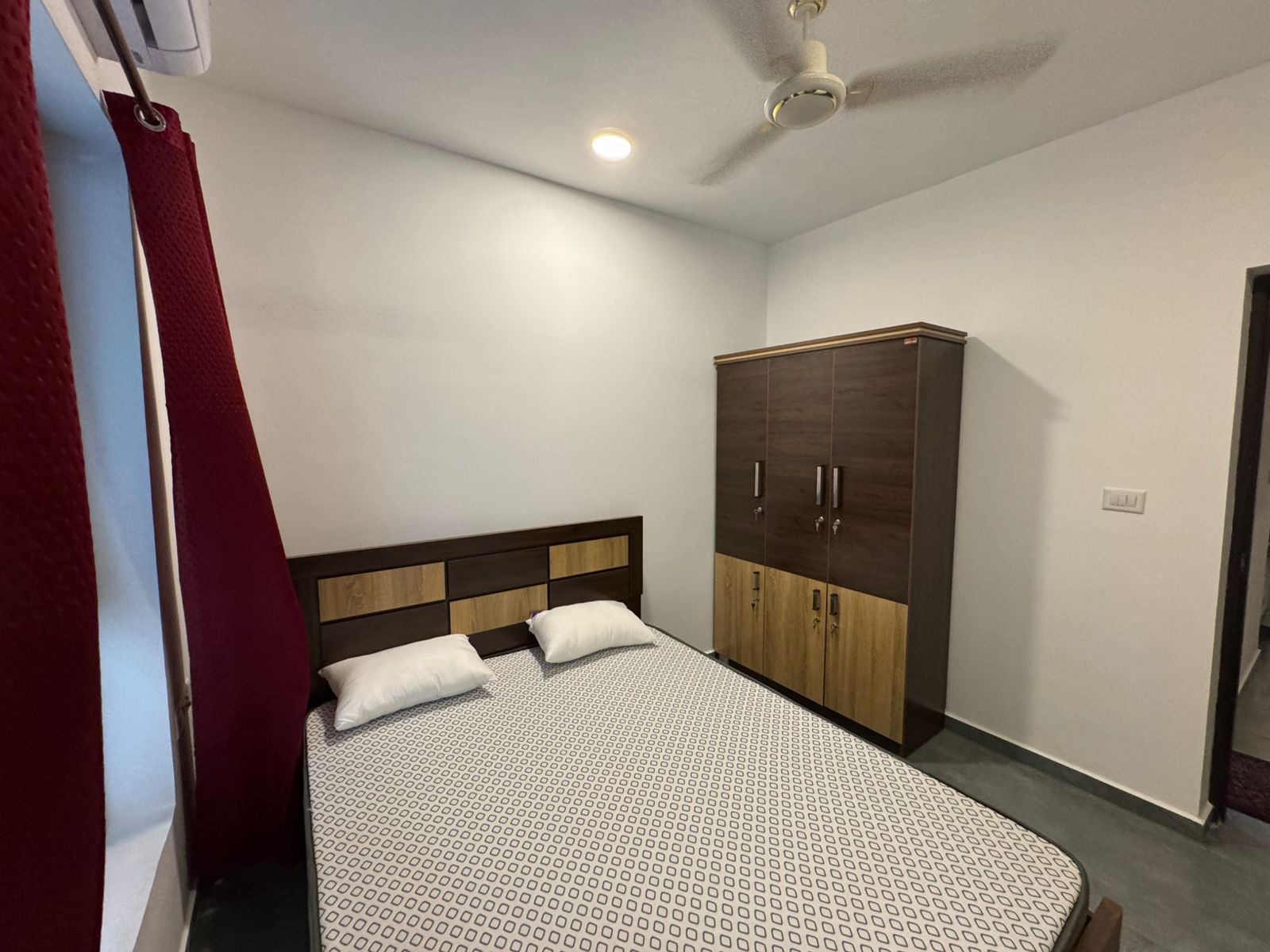 552 sqft 1BHK fully furnished Flat