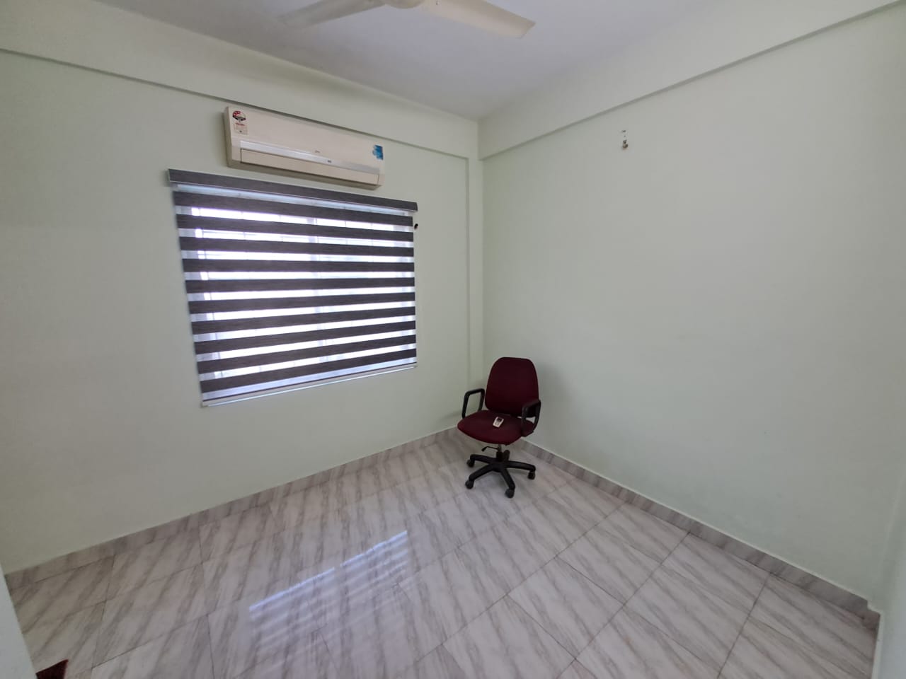 552sqft 1BHK Fully Furnished Flat