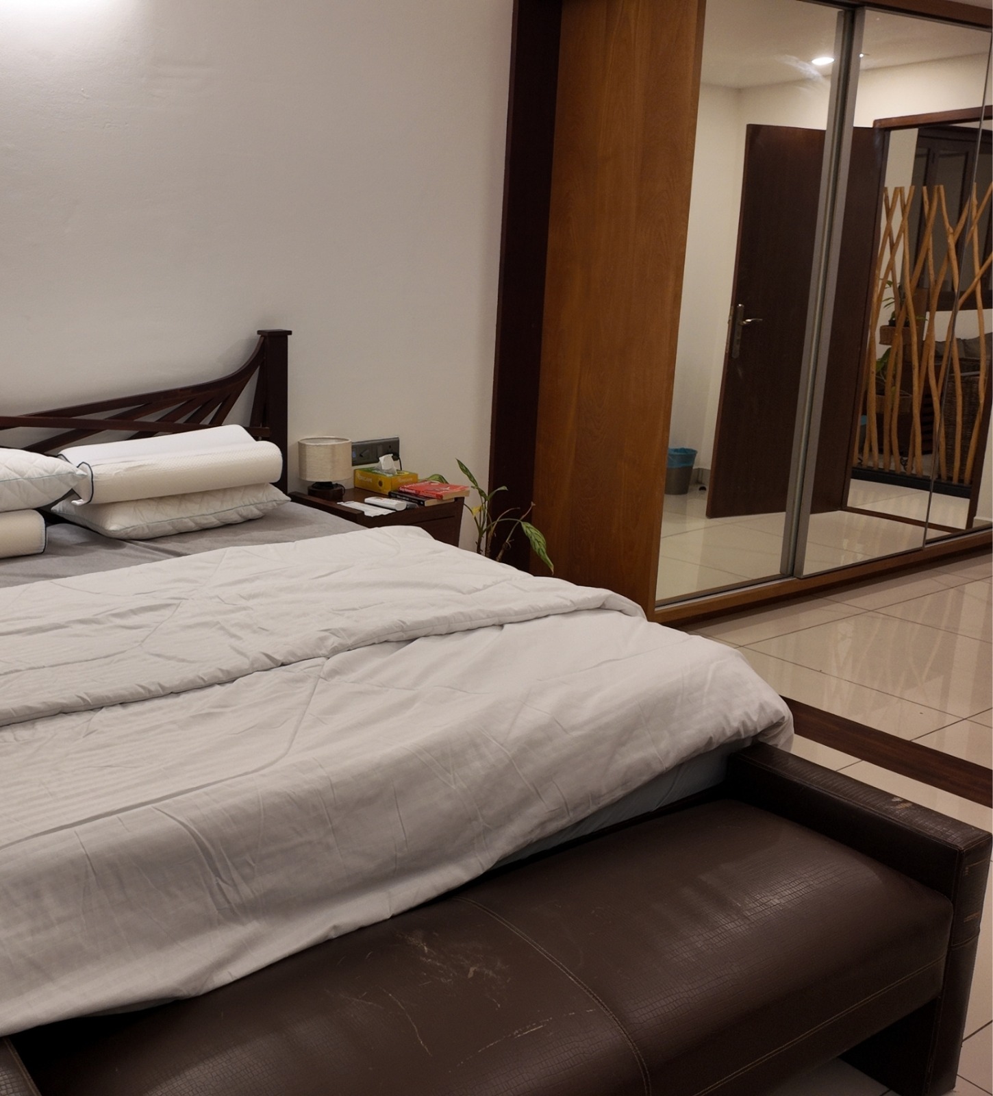 5800sqft 4BHK Fully furnished Flat