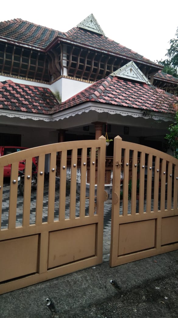 5BHK Fully Furnished House with 9.25cent Land, 3400sqft - for sale in Angamaly, Kochi ( Ernakulam ), Kerala