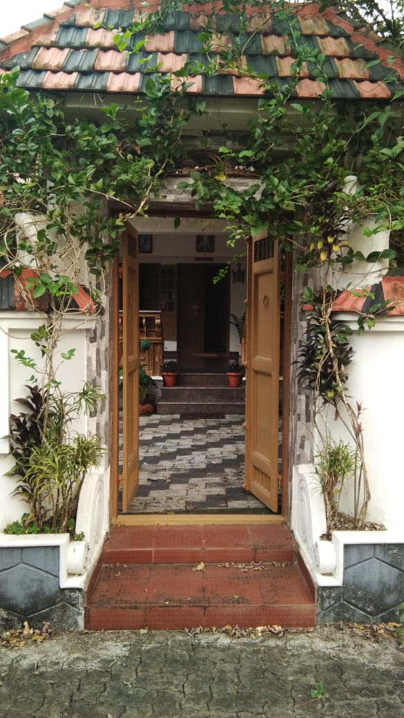 5BHK Fully Furnished House with 9.25cent Land, 3400sqft