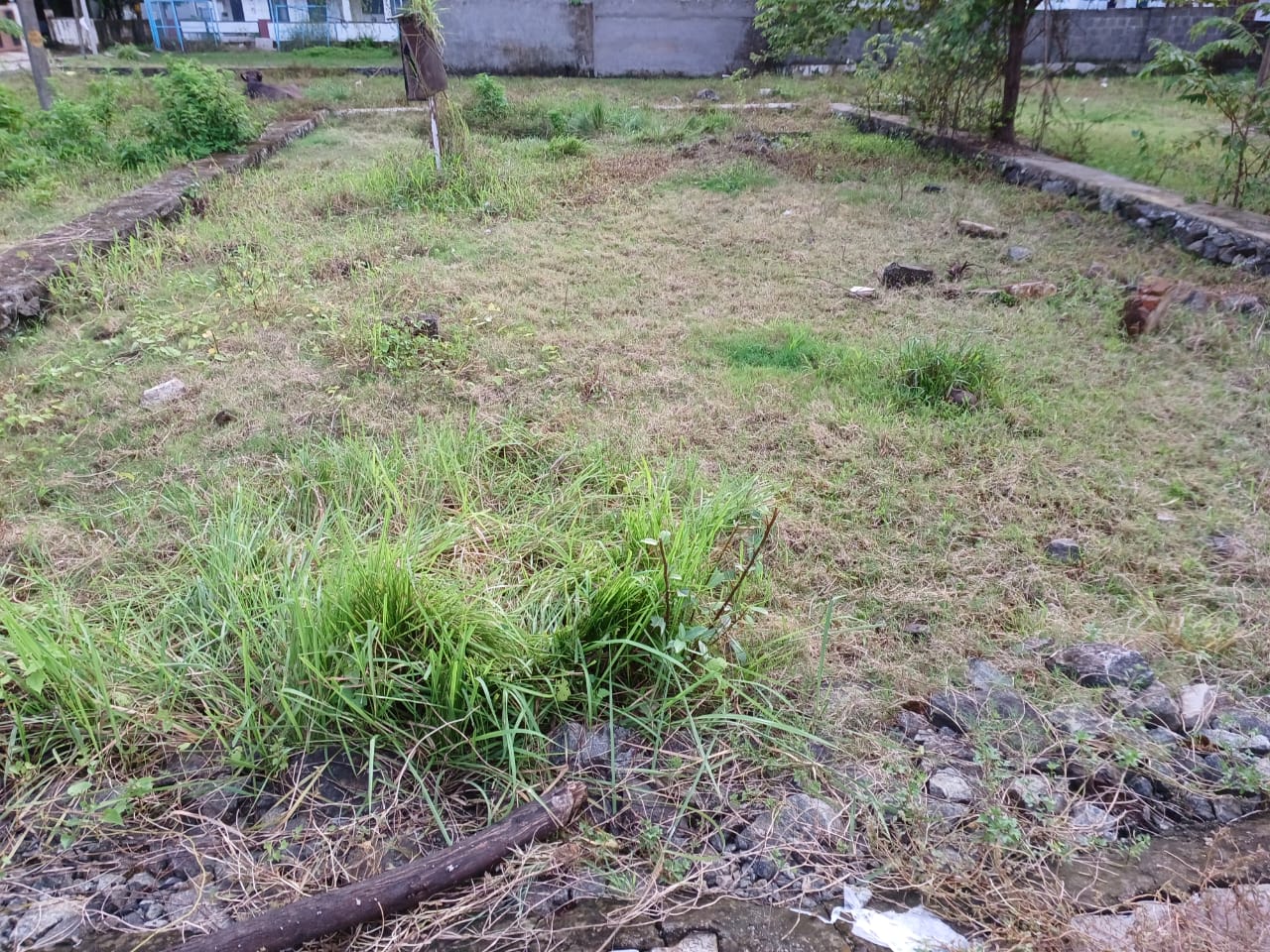 6 cents of residential land in Maradu