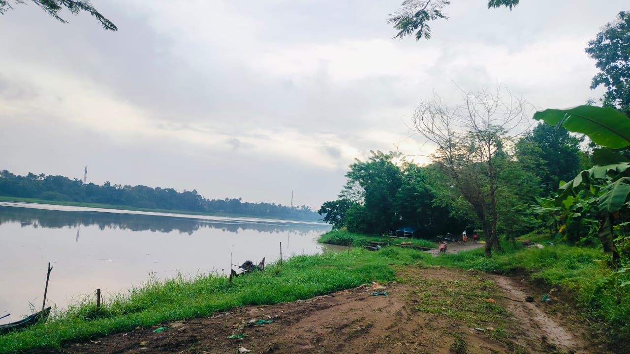 60 Cents of Land - for sale in Thiruvairanikulam, Kochi, Kerala