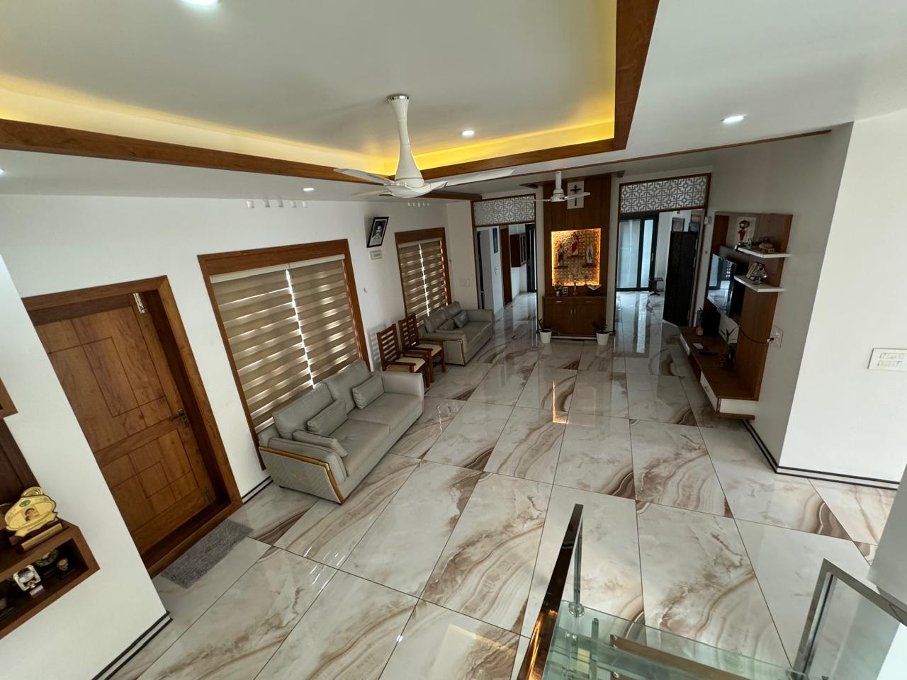6000sqft 5BHK Fully furnished House with 1.16acres of Land