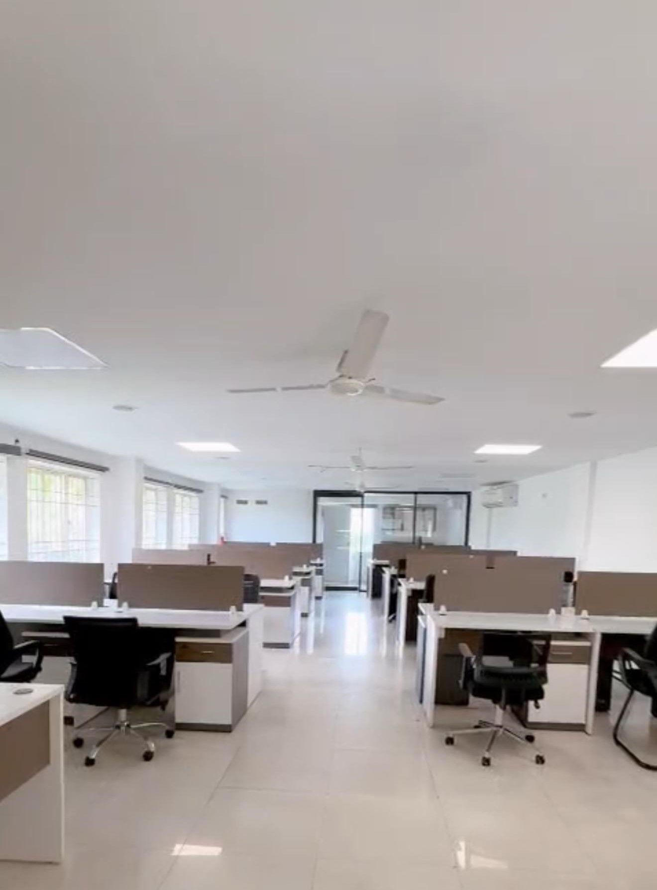 6000sqft Furnished Office
