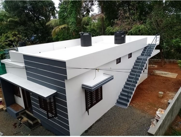 7.30cent of Residential Land with house in Thutiyoor,Kakkanad
