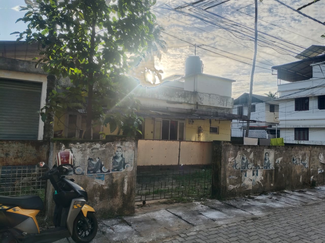 7 cents of Land with Old House