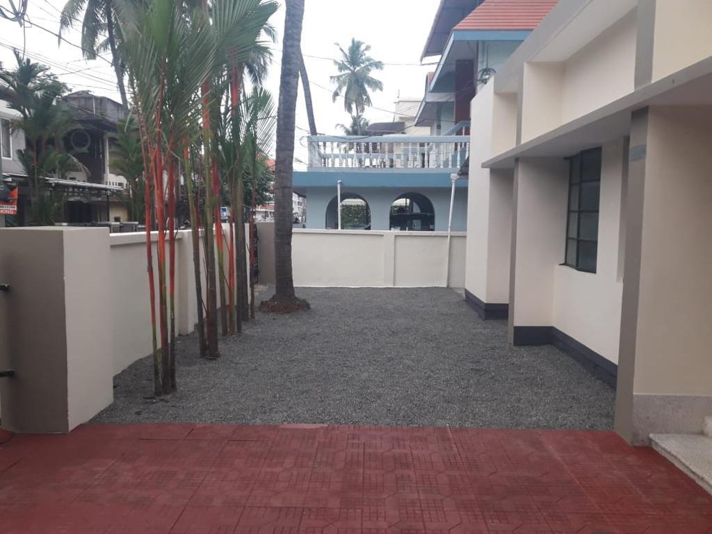 7Cents of Prime Commercial Plot - for sale in Kadavanthra, Kadavanthra, Kerala