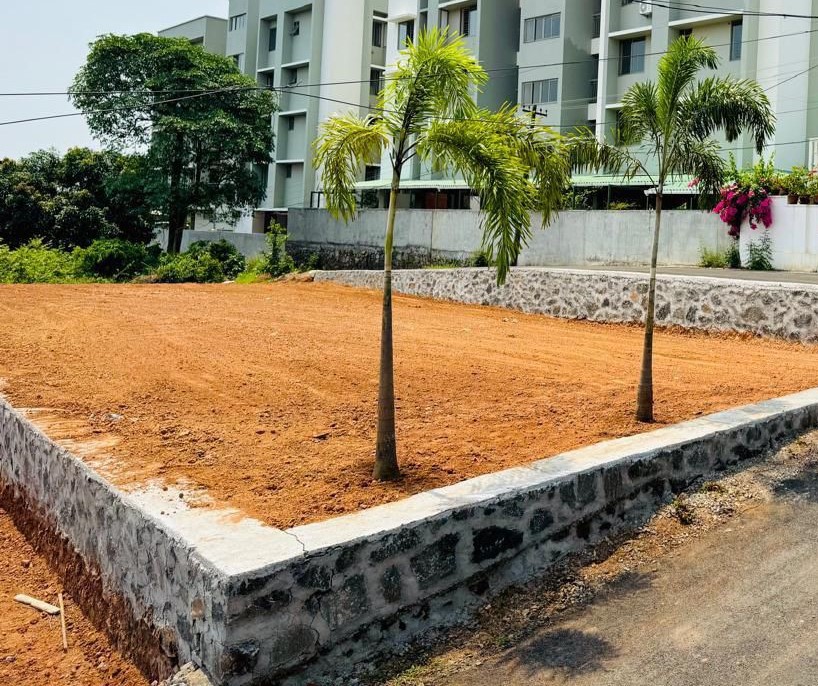 8.200 cents of Land - for sale in Kollamkudimugal, Kochi ( Ernakulam ), Kerala