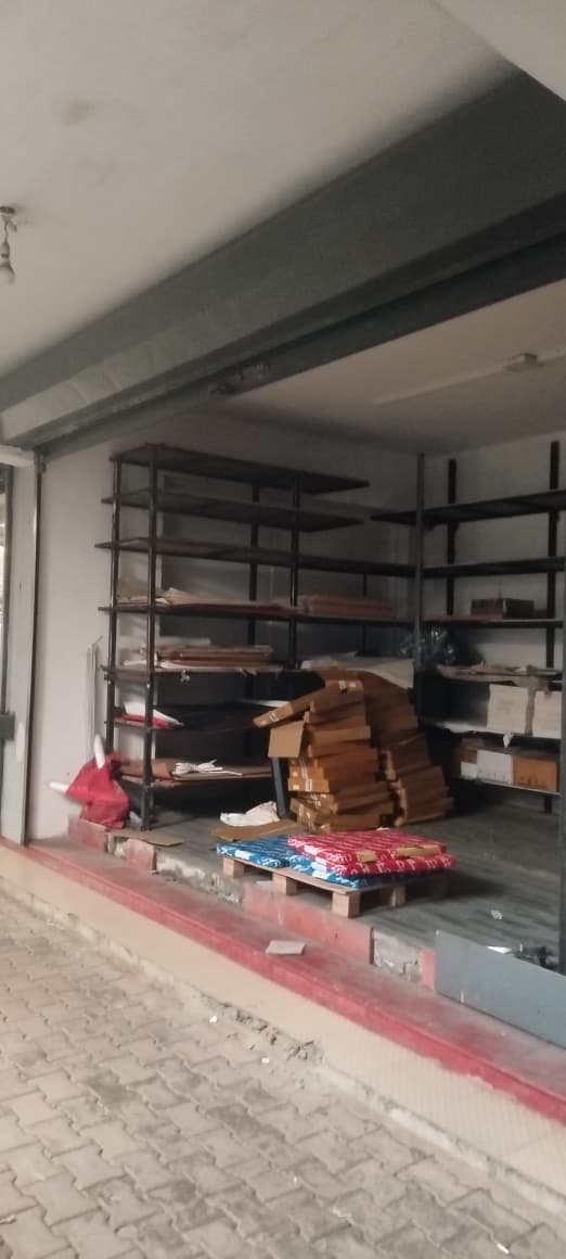 8000sqft Commercial Building - for sale in Vyttila, Kochi ( Ernakulam ), Kerala