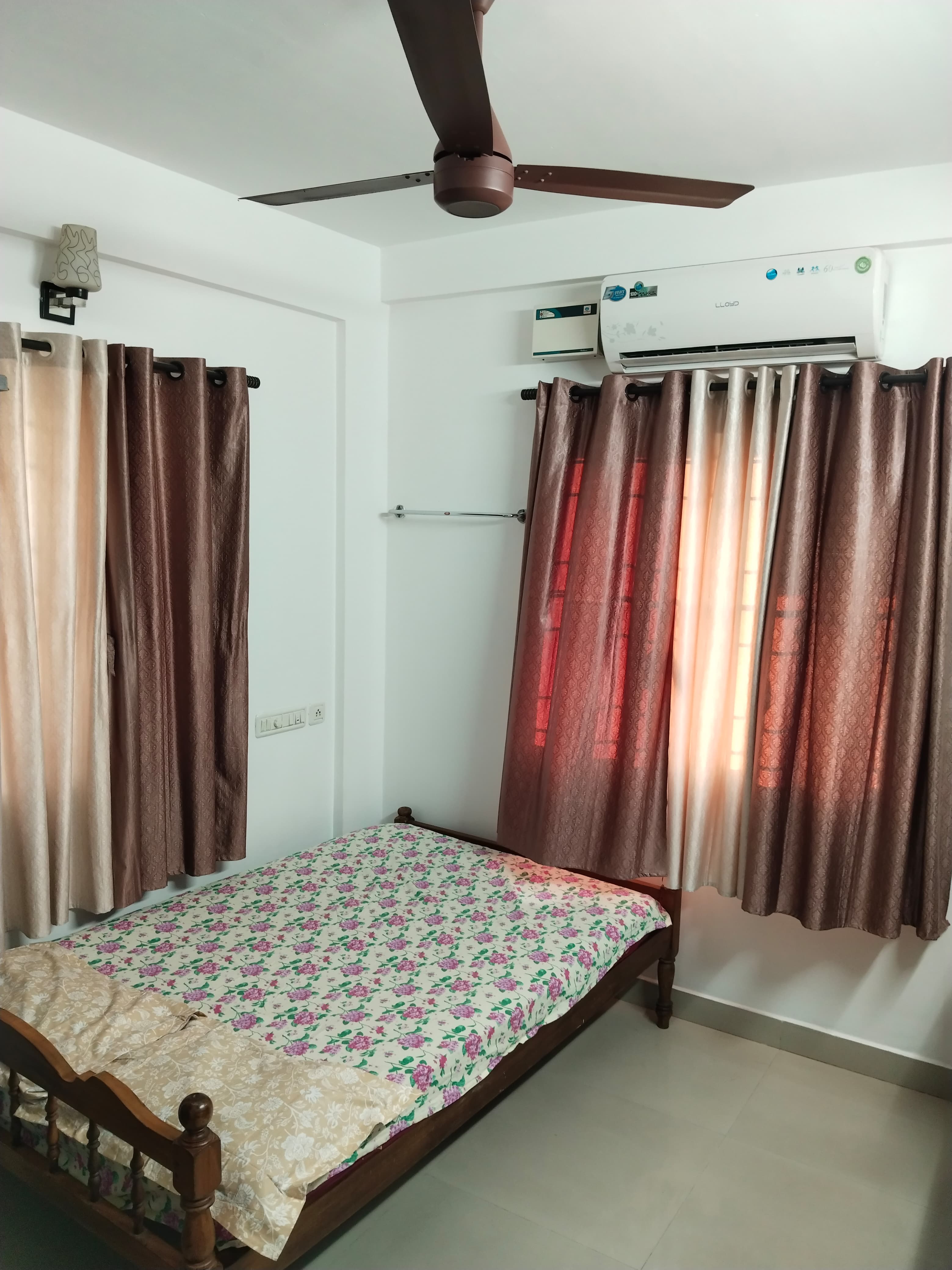800sqft 2BHK Furnished Apartment